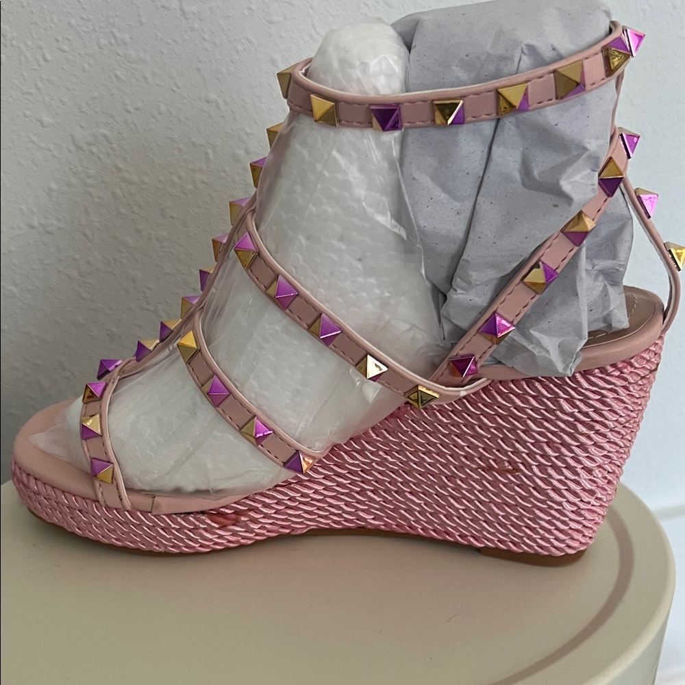 Stylish Pink and Gold Wedge Sandals